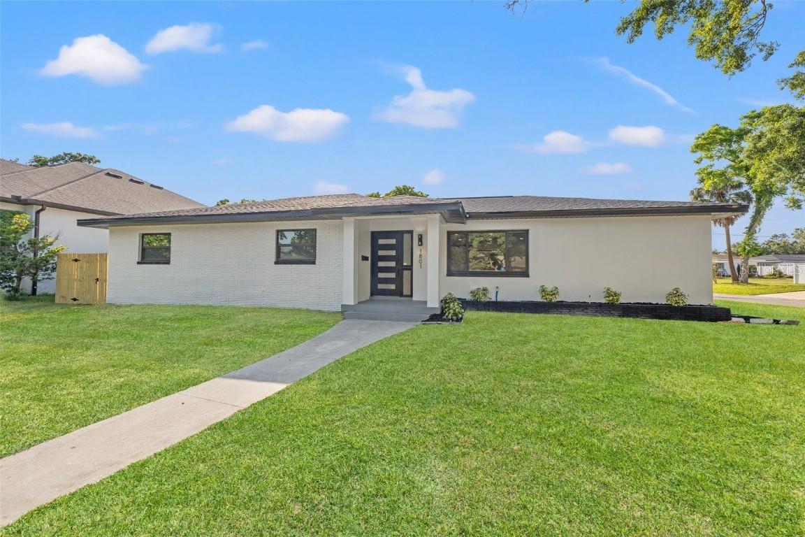 1801 W Saint Isabel St., Tampa, FL 33607