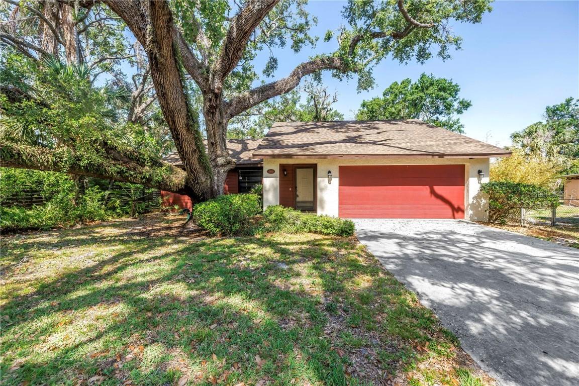 3934 Brookside Dr., Sarasota, FL 34231