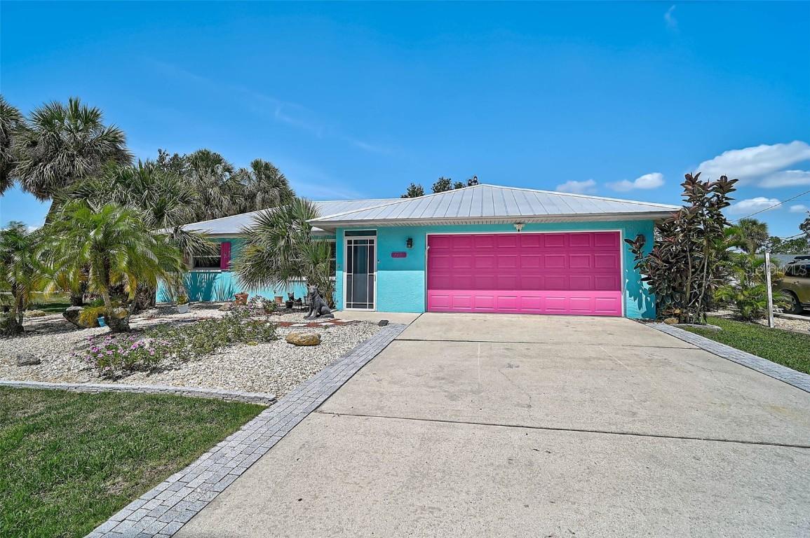 2127 Corfell St., Port Charlotte, FL 33948