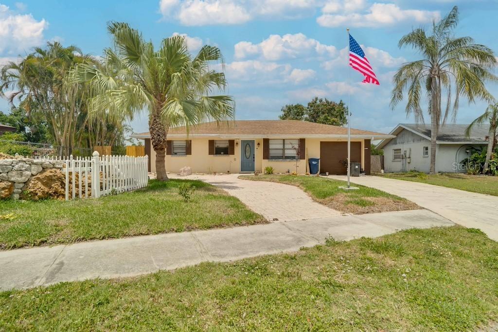 2715 36th Avenue Ter., Bradenton, FL 34208