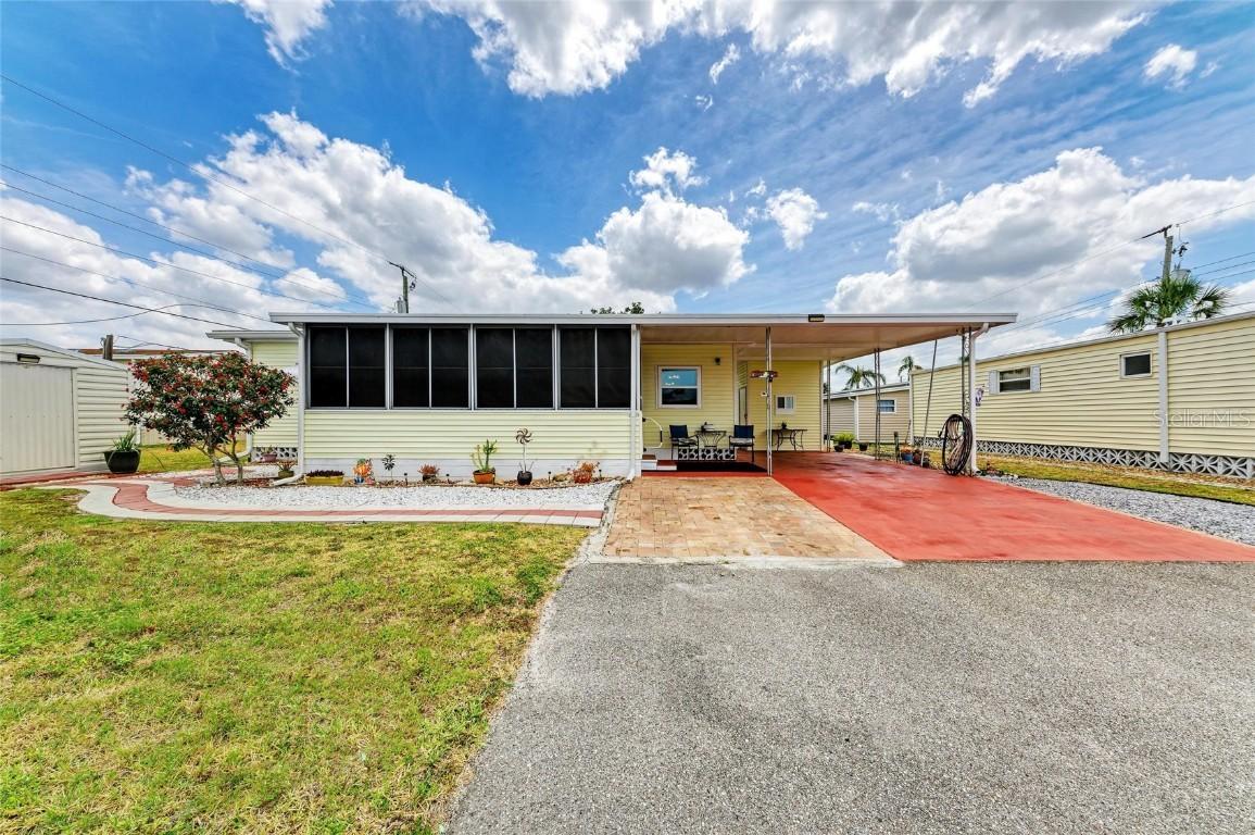 5115 5th A St., Bradenton, FL 34203
