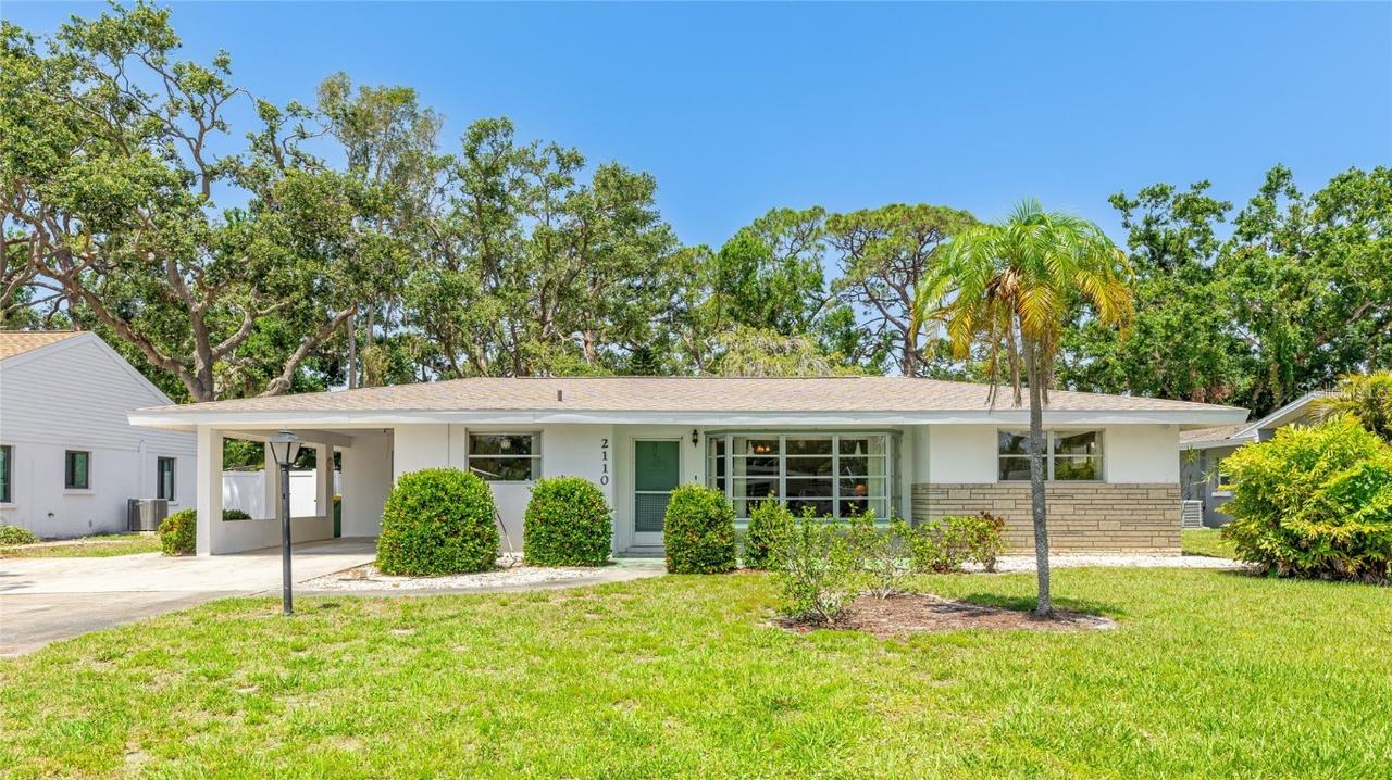 2110 Craft Ln., Sarasota, FL 34239