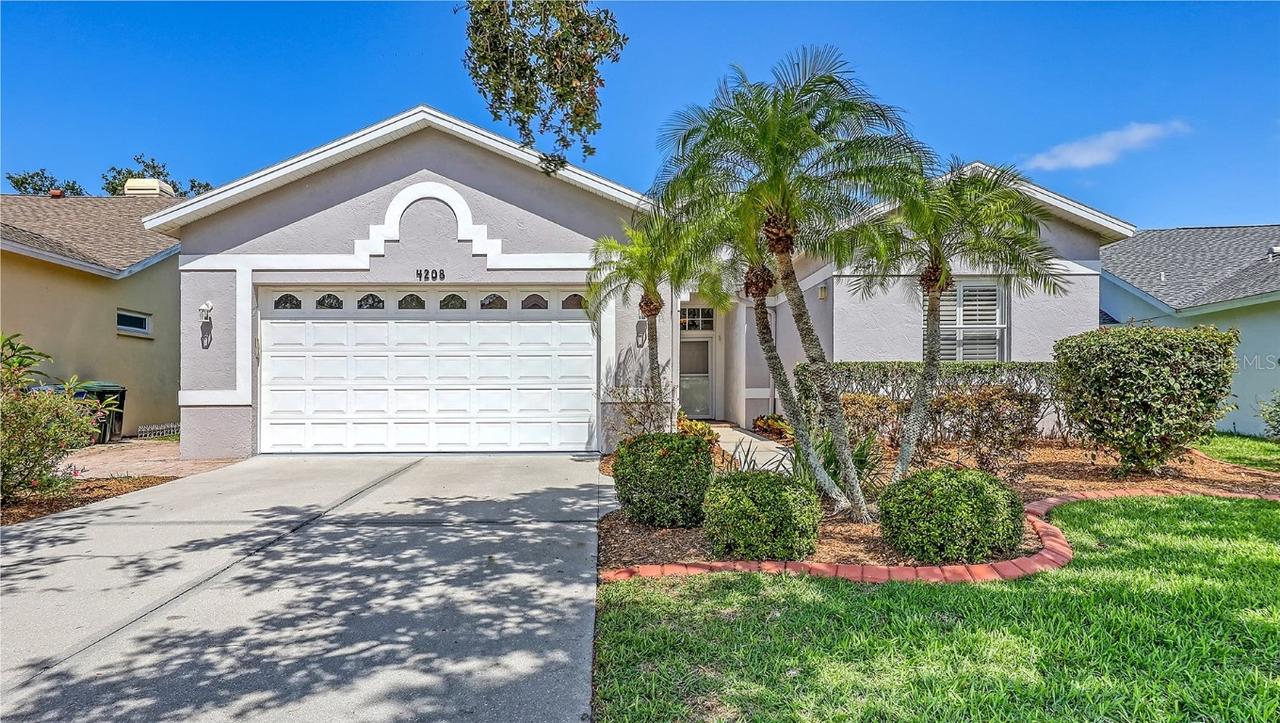 4208 Balmoral Way, Sarasota, FL 34238