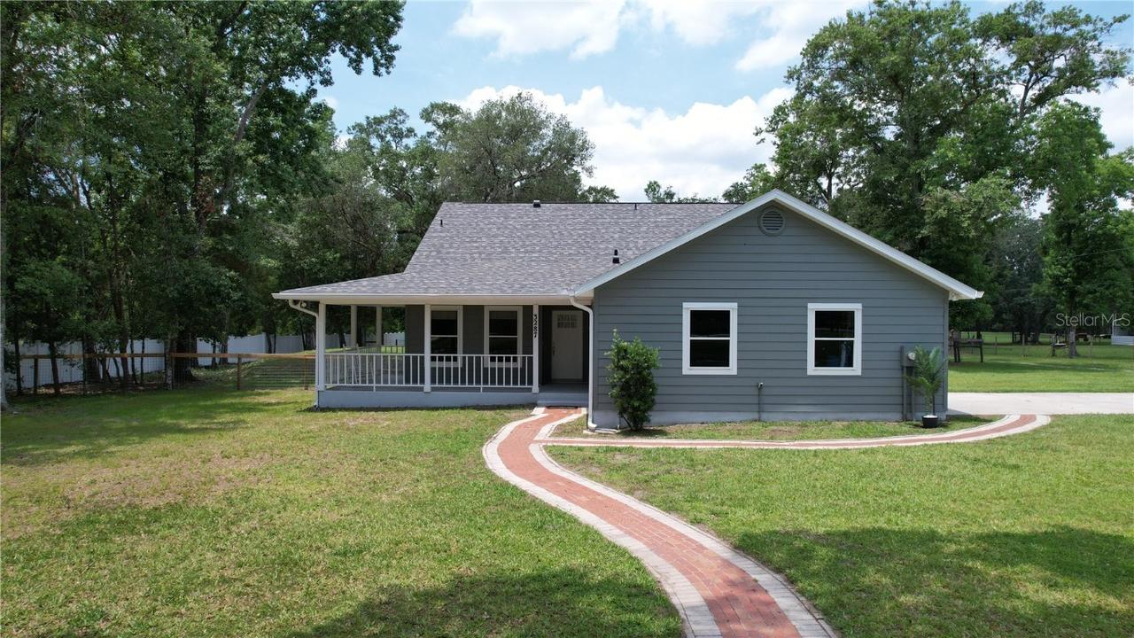 3287 Rackley Rd., Brooksville, FL 34604