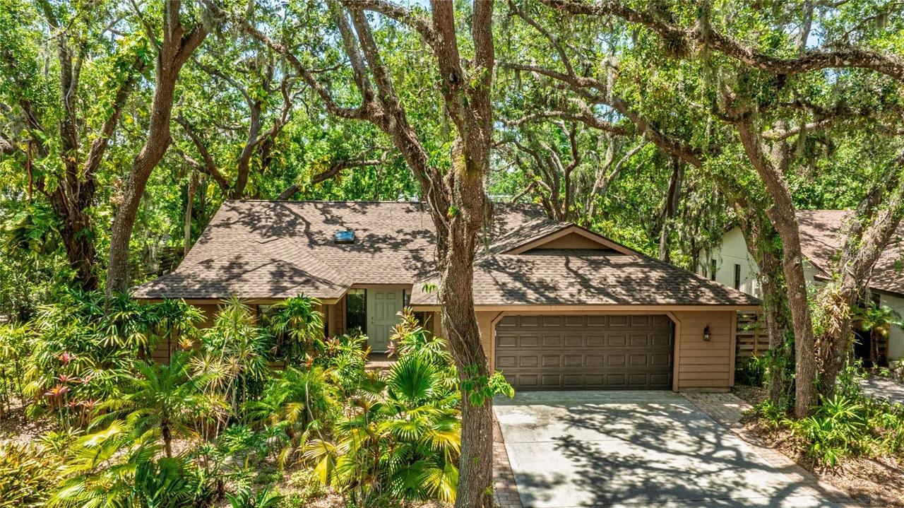 2061 Misty Sunrise Tr., Sarasota, FL 34240