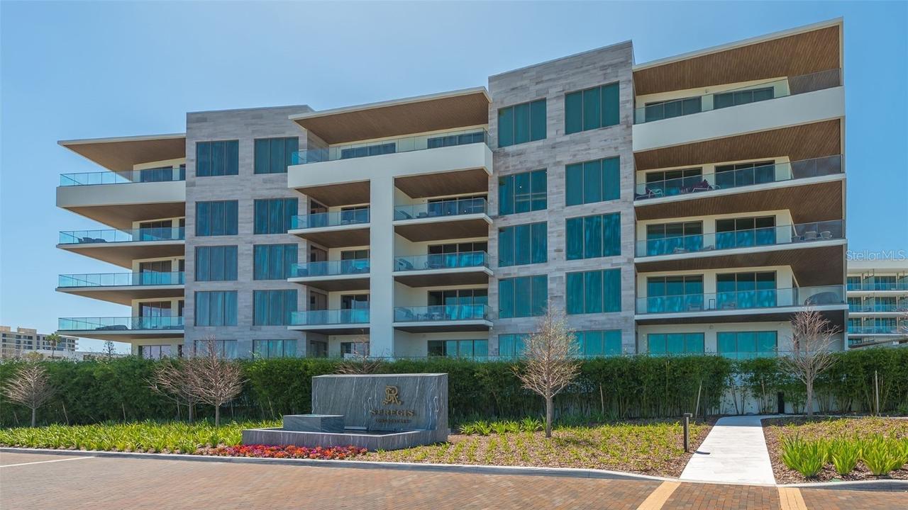 1591 Gulf Of Mexico Dr. #511, Longboat Key, FL 34228