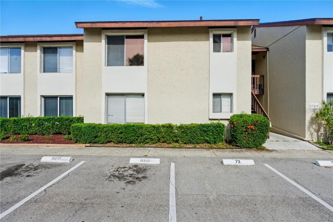 2704 Hidden Lake Blvd. #C, Sarasota, FL 34237