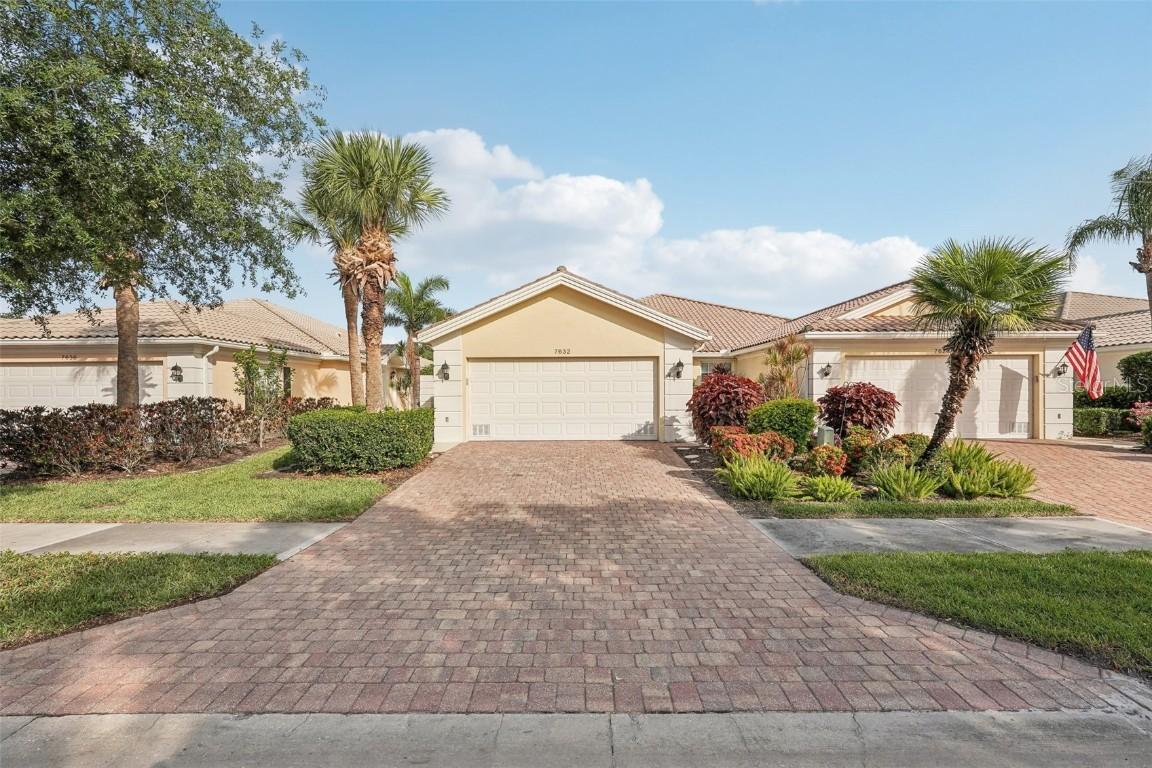 7632 Quinto Dr., Sarasota, FL 34238