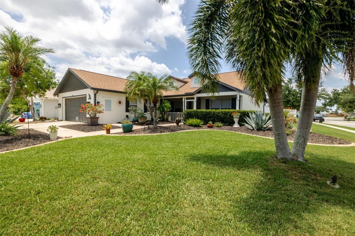 11021 4th Ave., Bradenton, FL 34212