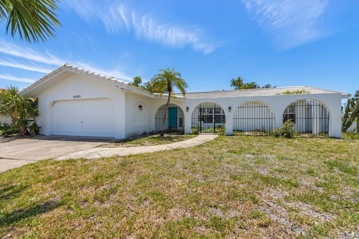 6203 11th Ave., Bradenton, FL 34209