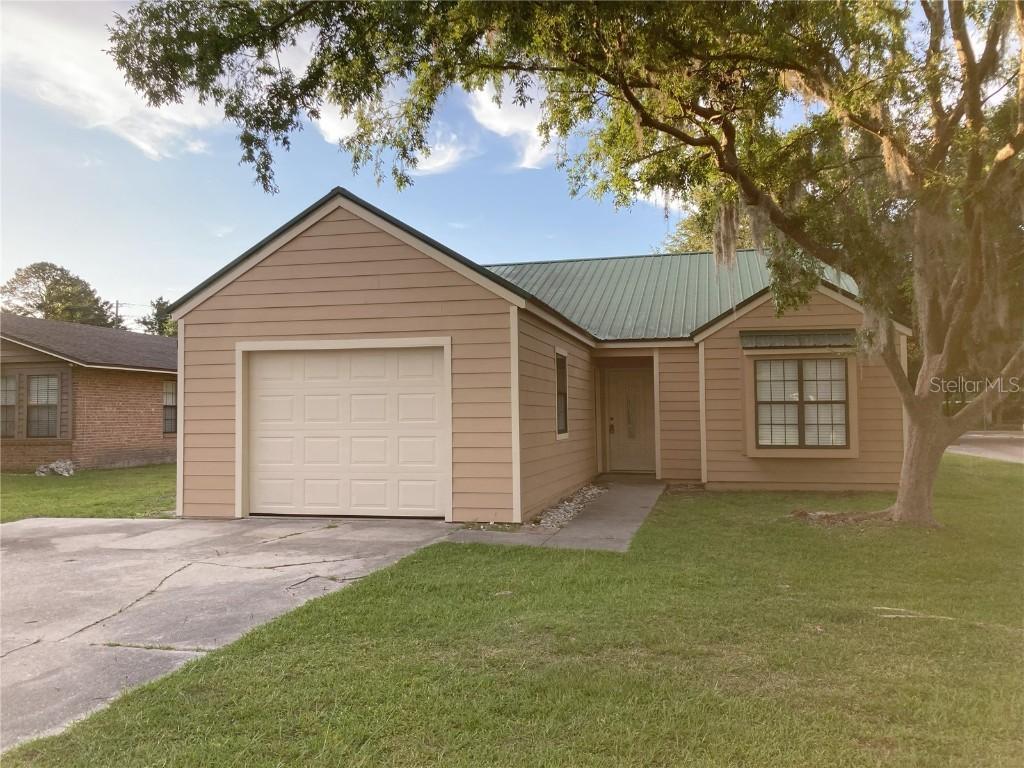 1135 SW Fairfax Glen, Lake City, FL 32025