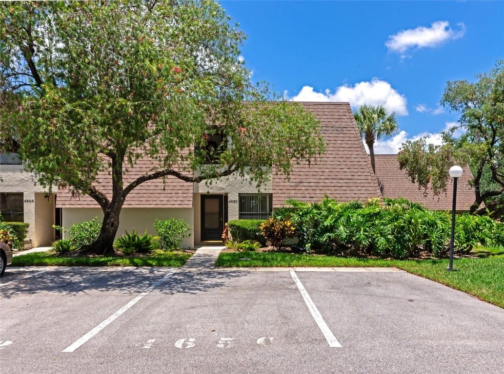 4650 Ringwood Meadow Meadow #37, Sarasota, FL 34235