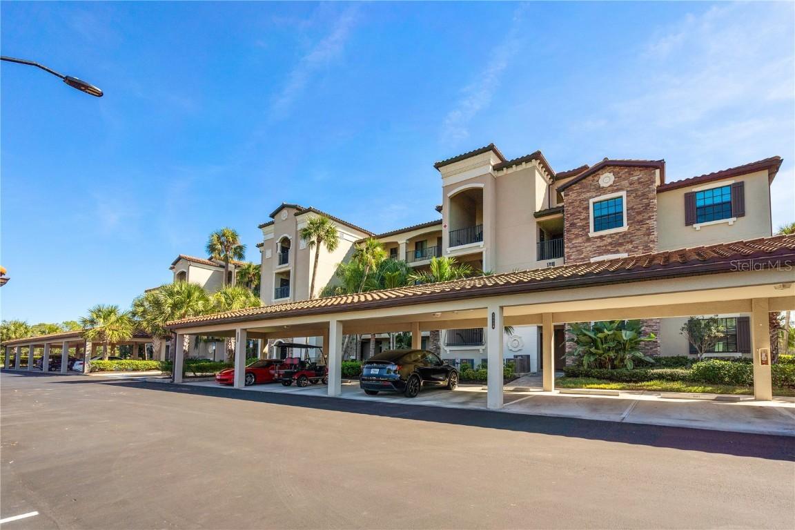 17118 Vardon Ter. #404, Bradenton, FL 34211