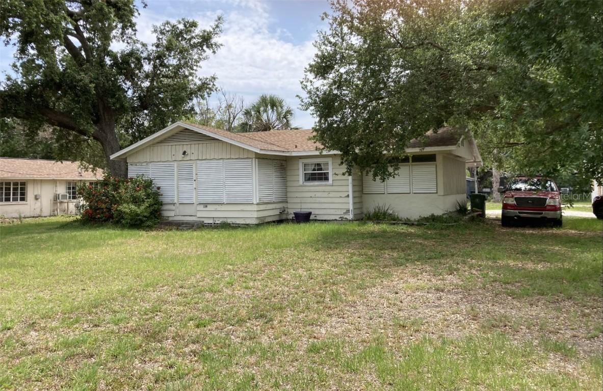 104 22nd Street Ct., Bradenton, FL 34208