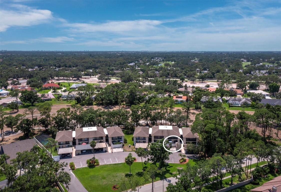 6110 Country Club Way #102, Sarasota, FL 34243