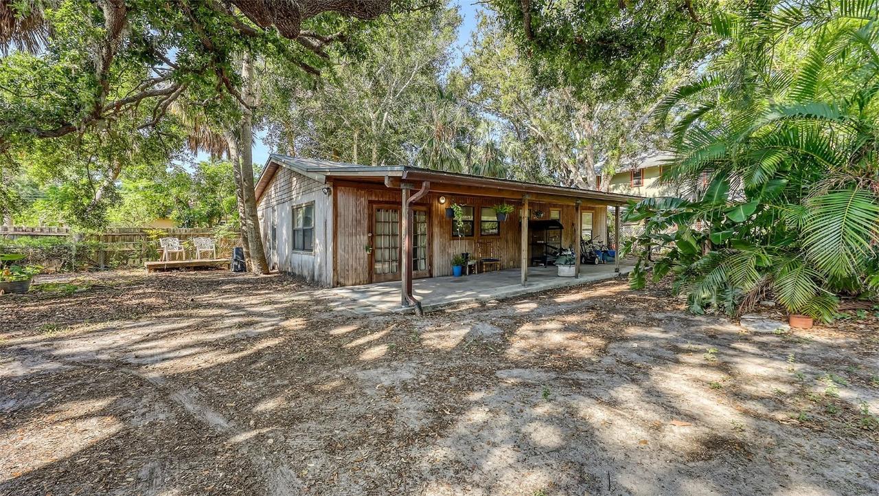 4122 Old Bradenton Rd., Sarasota, FL 34234