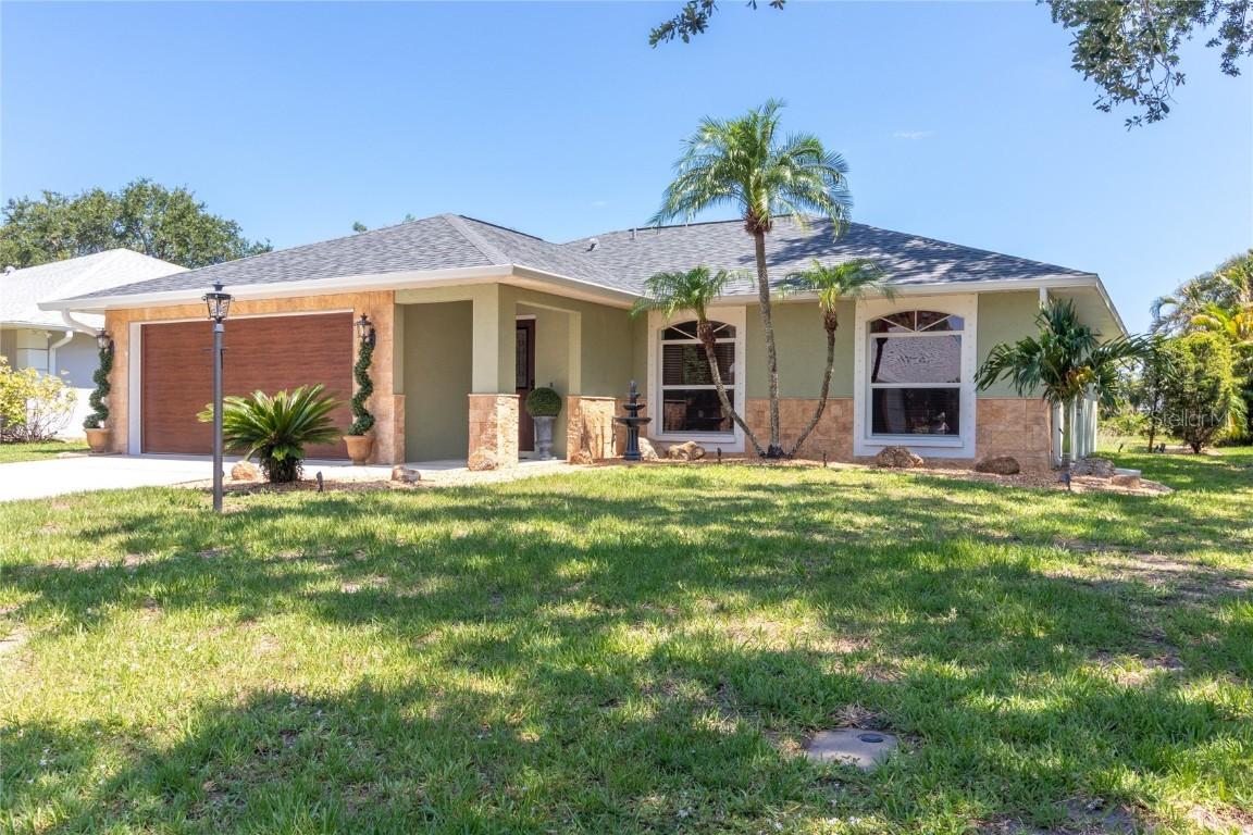 4758 Breezy Pines Blvd., Sarasota, FL 34232