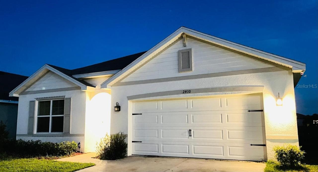2410 Mizner Bay Ave., Bradenton, FL 34208