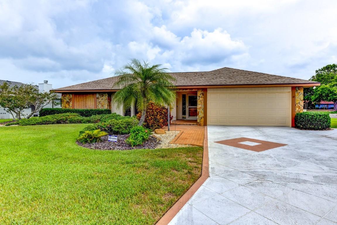 8402 NW 13th Ave., Bradenton, FL 34209