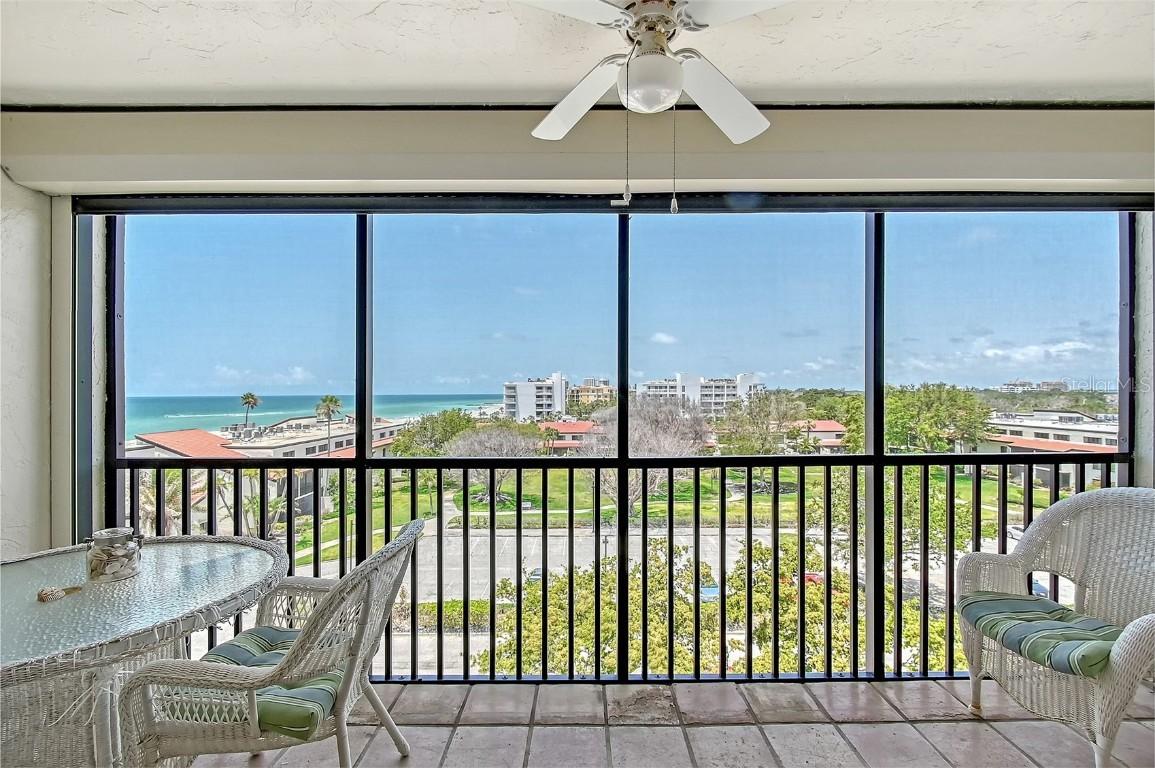 2045 Gulf Of Mexico Dr. #M1-515, Longboat Key, FL 34228