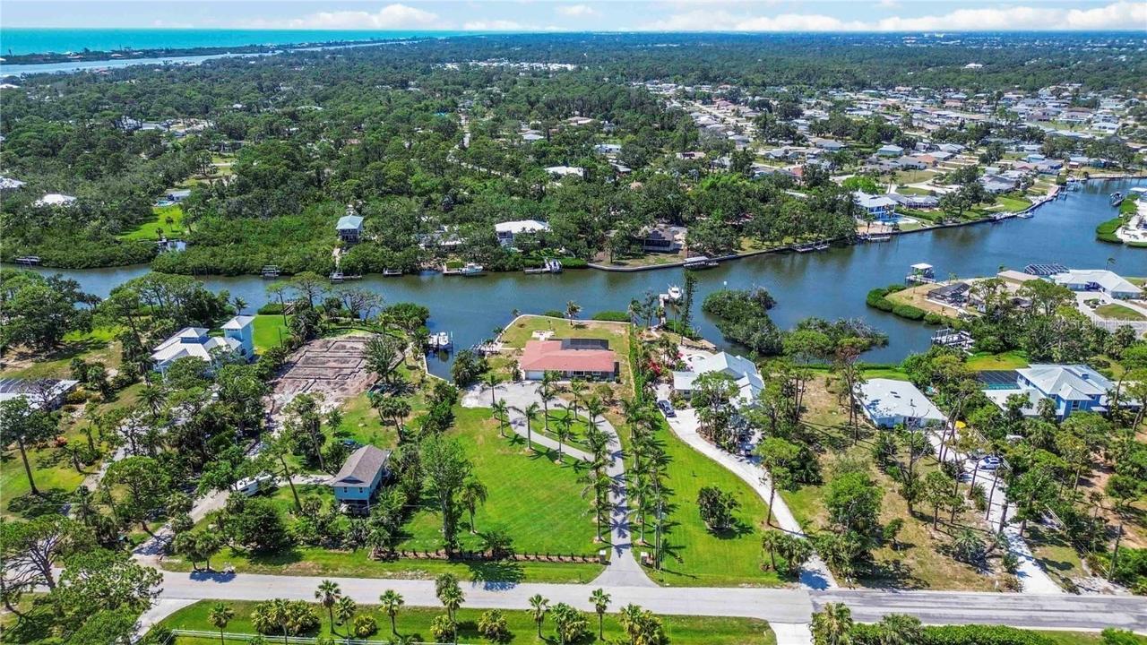 1475 Bayshore Dr., Englewood, FL 34223