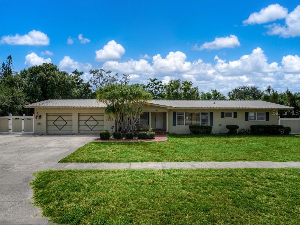 1719 Evangeline Ave., Sebring, FL 33870