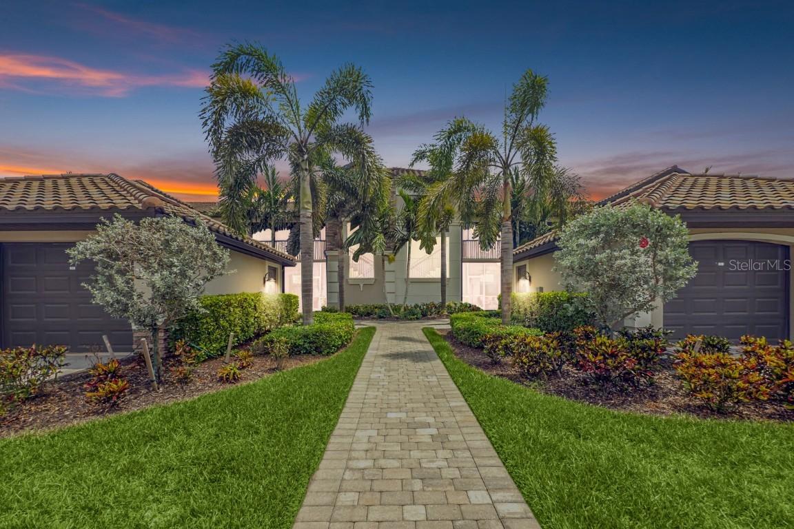 5624 Palmer Cir. #206, Bradenton, FL 34211