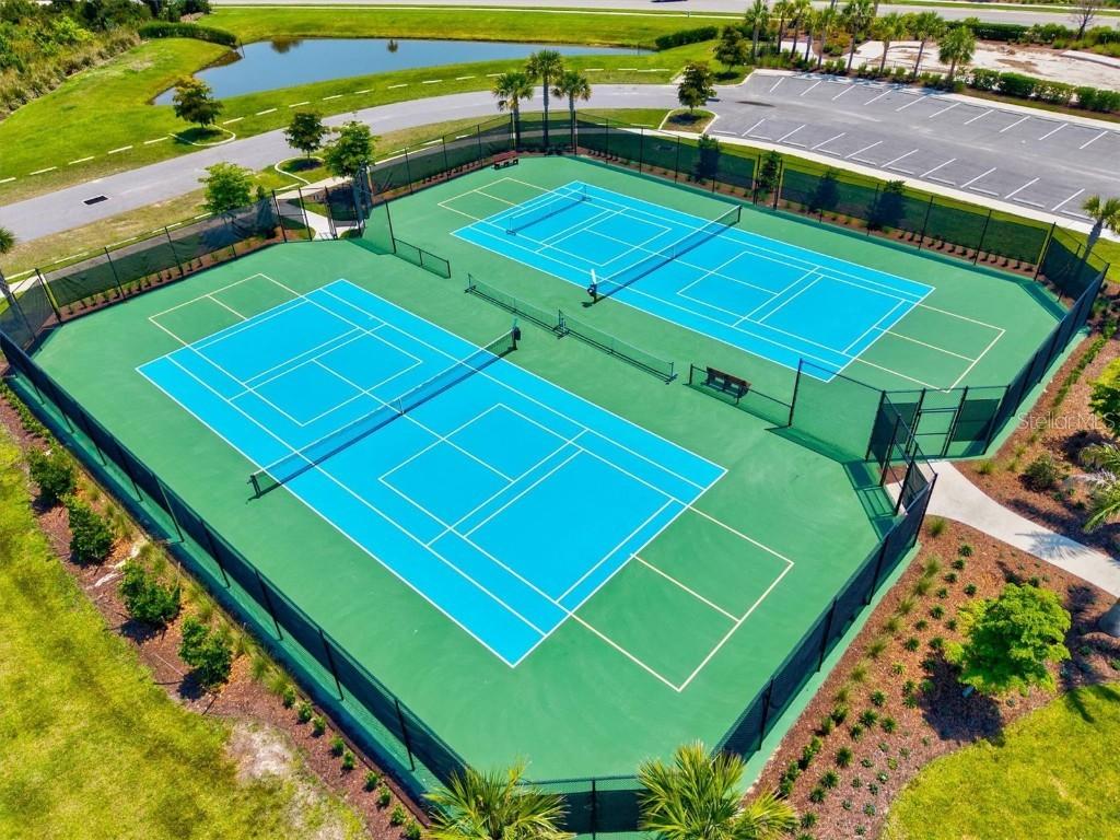 8272 Summer Night Rd., Sarasota, FL 34241