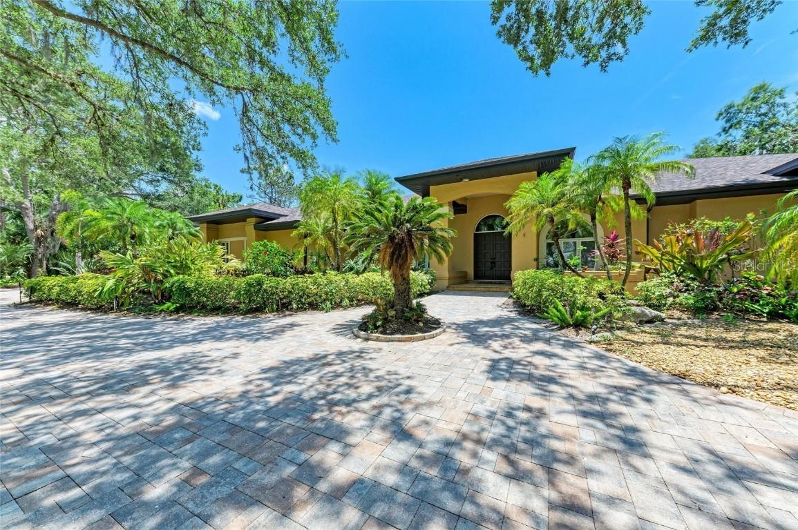 4647 Stone Ridge Tr., Sarasota, FL 34232