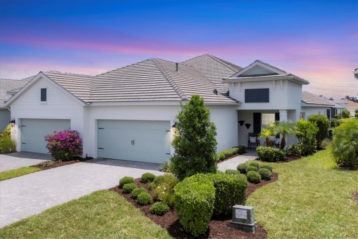 2631 Sapphire Blue Ln., Bradenton, FL 34211