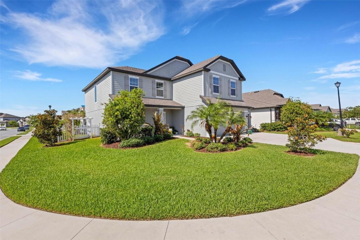 2332 Mizner Bay Ave., Bradenton, FL 34208