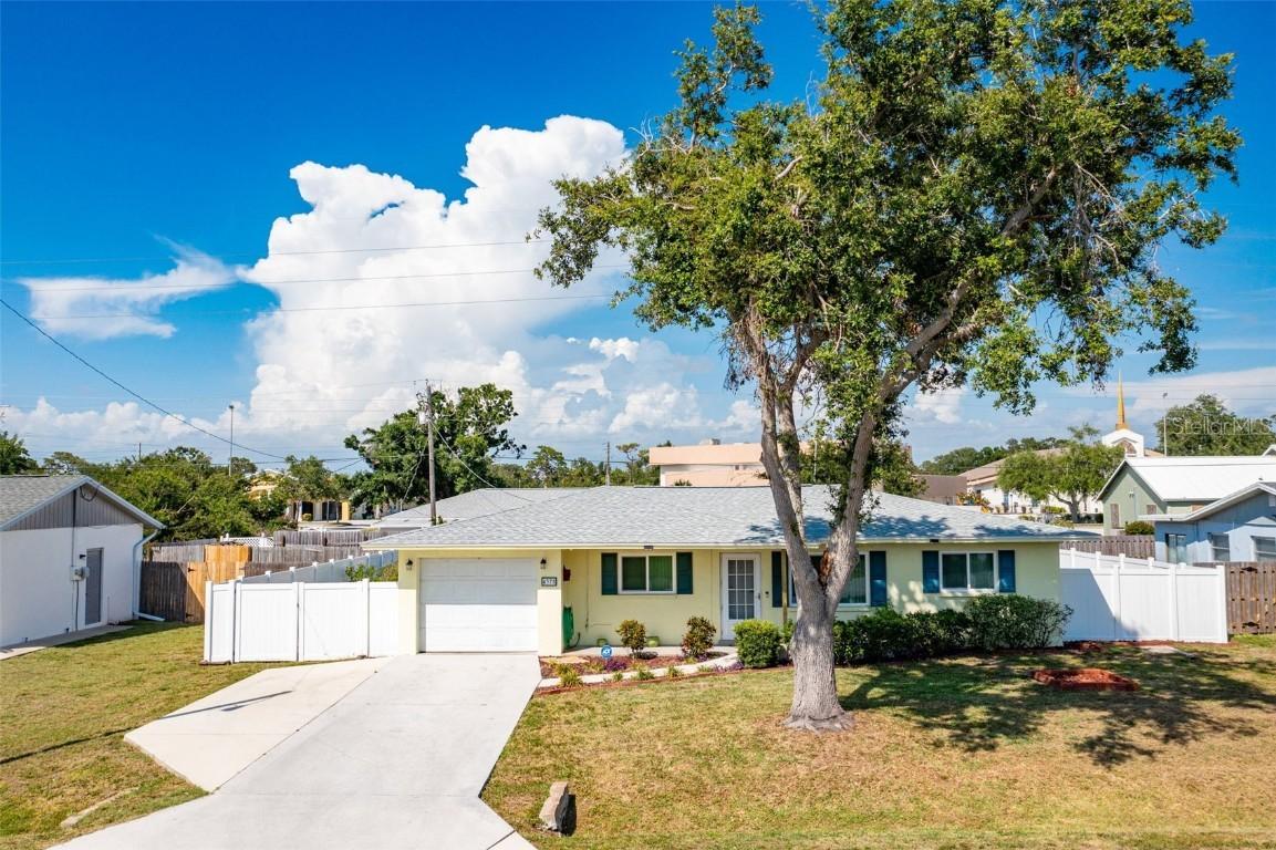 4375 Tortoise Rd., Venice, FL 34293