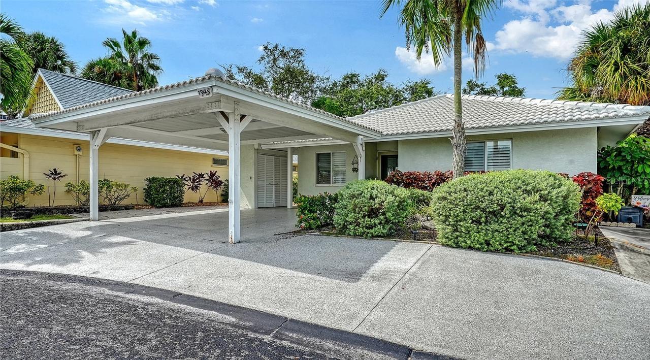 1345 Moonmist Dr. #T6, Sarasota, FL 34242