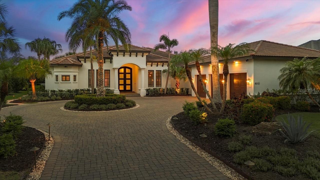 8312 Catamaran Cir., Lakewood Ranch, FL 34202
