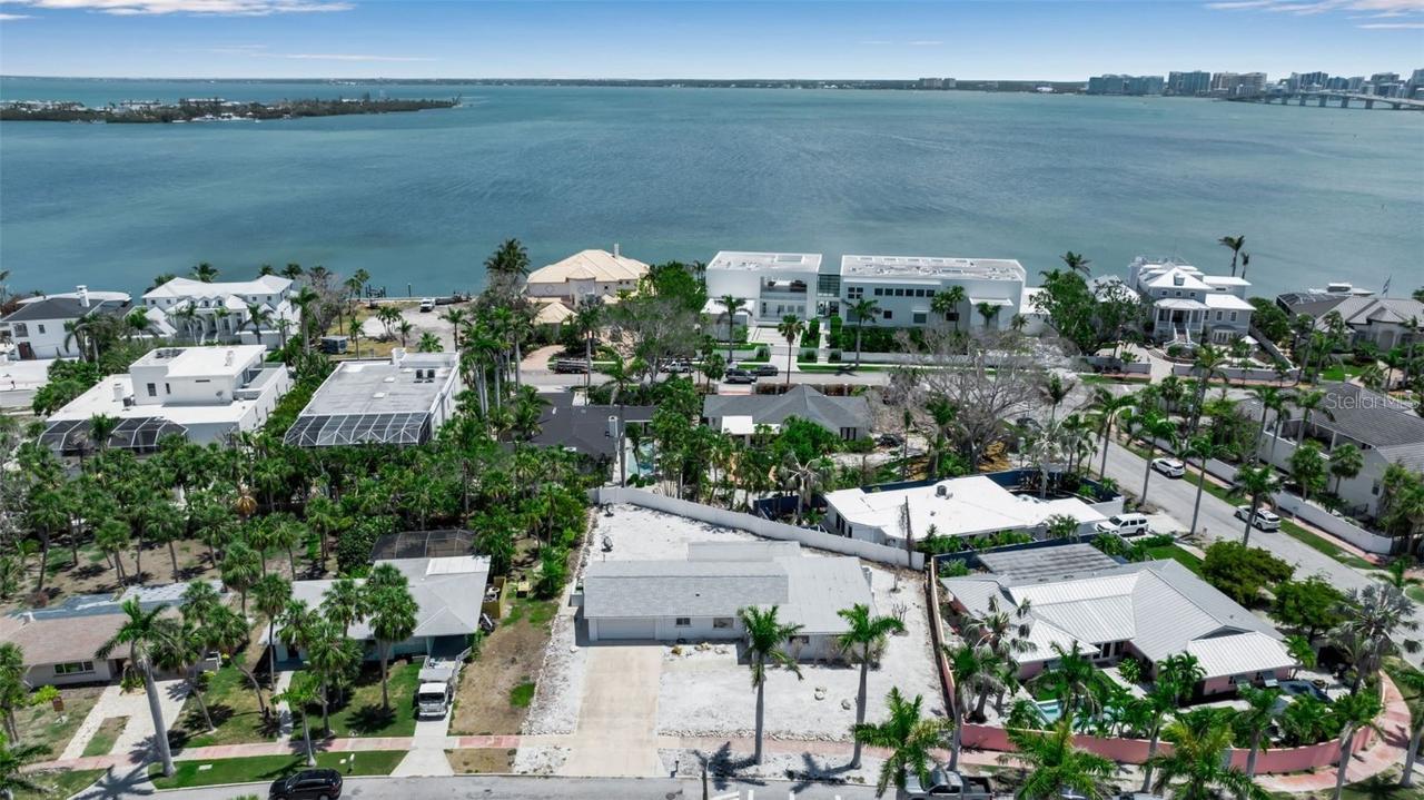 130 N Adams Dr., Sarasota, FL 34236
