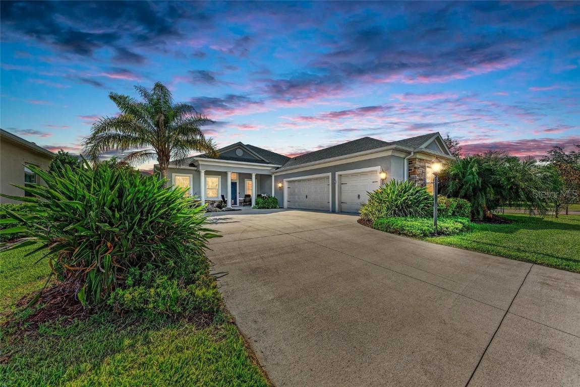1219 Thornbury Dr., Parrish, FL 34219