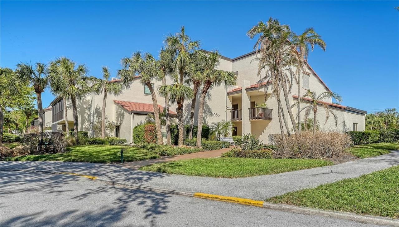 2055 Gulf Of Mexico Dr. #G2-108, Longboat Key, FL 34228