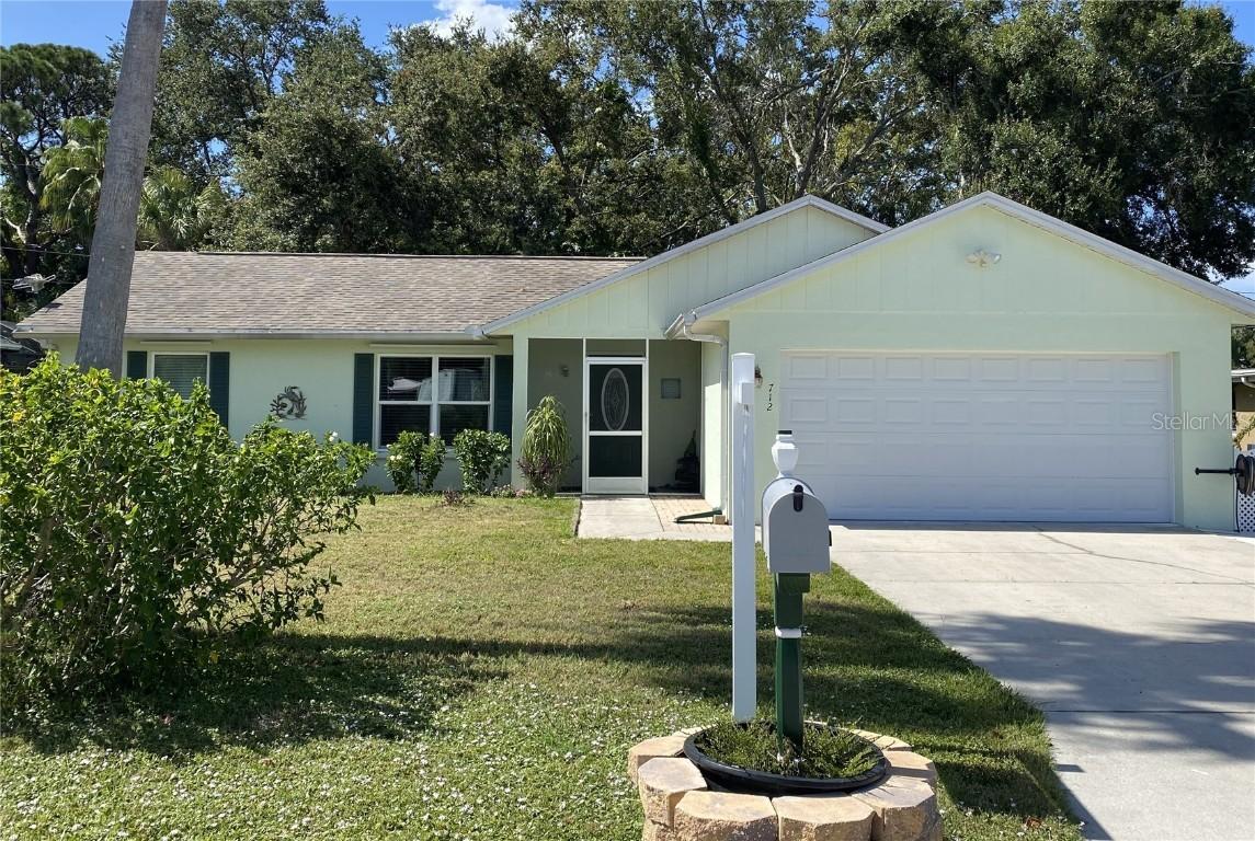 712 68th Ave., Bradenton, FL 34207