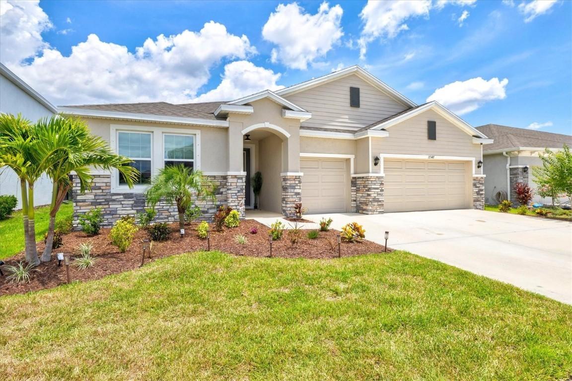 17547 Cantarina Cove, Bradenton, FL 34211