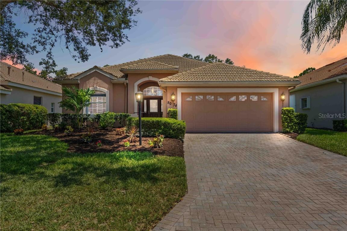 5074 Flagstone Dr., Sarasota, FL 34238