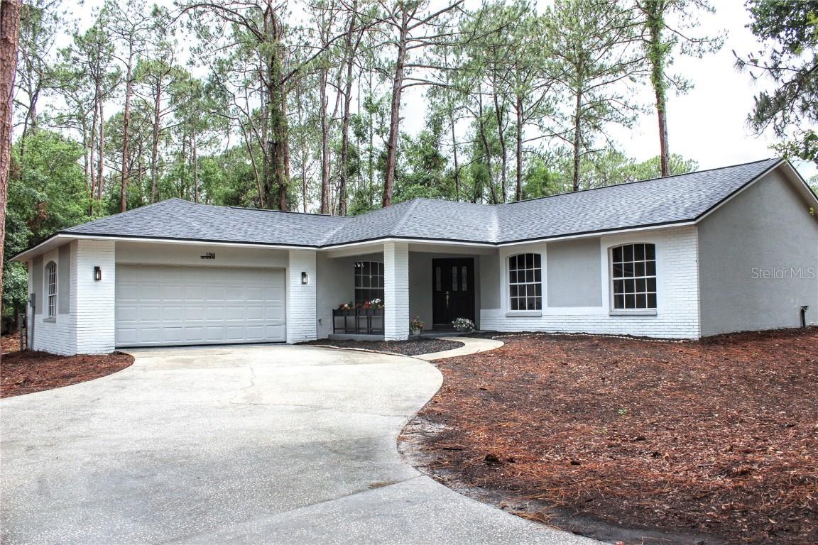 27944 Green Willow Run, Wesley Chapel, FL 33544