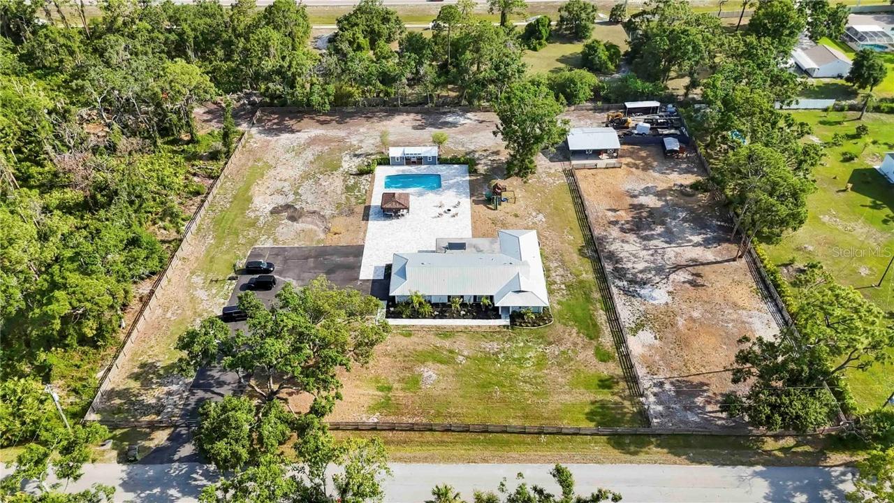 2255 61st St., Sarasota, FL 34243
