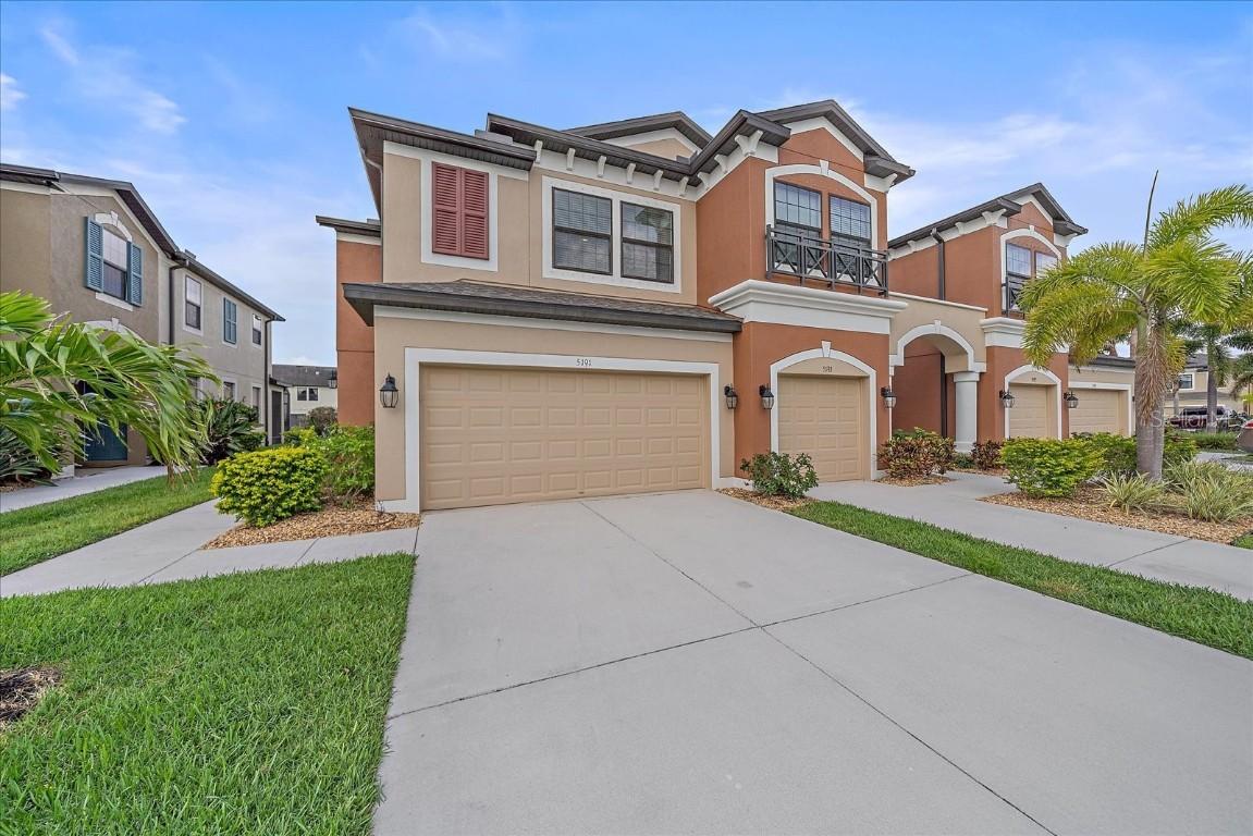 5191 78th St Cir., Bradenton, FL 34203