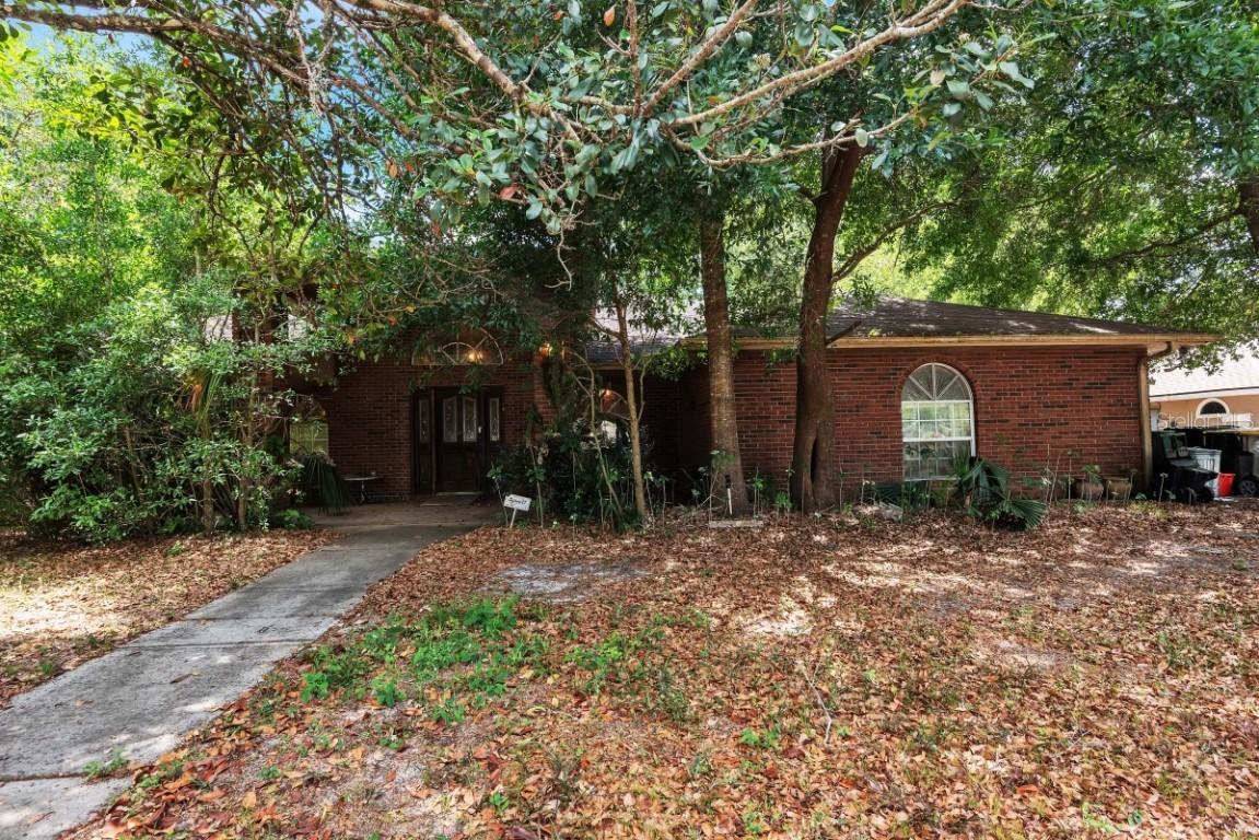 418 W Holly Dr., Orange City, FL 32763
