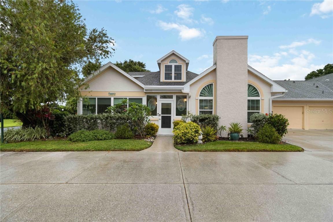 4629 Whirlaway Dr. #B, Sarasota, FL 34233