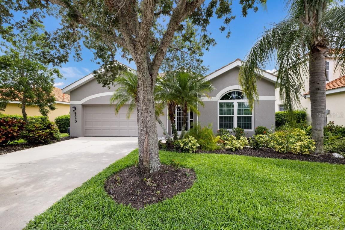 8640 Stone Harbour Loop, Bradenton, FL 34212