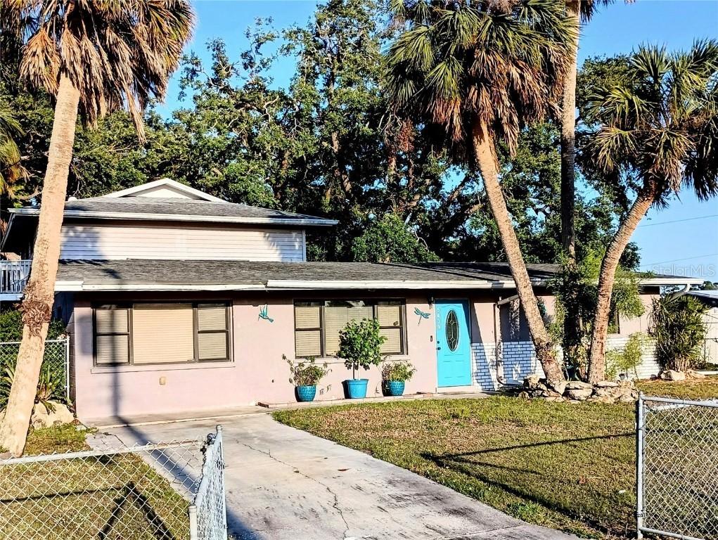 5439 3rd St., Bradenton, FL 34203