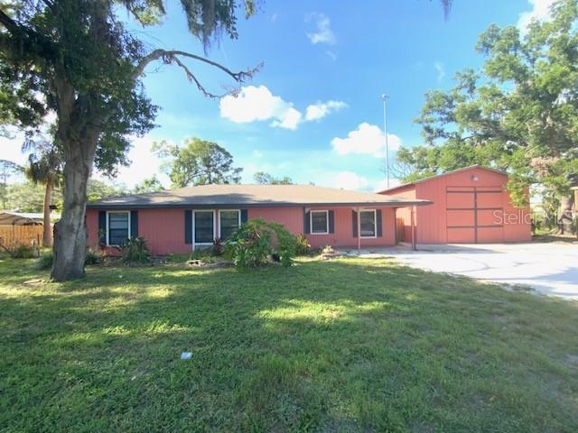 6923 13th Ave., Bradenton, FL 34208