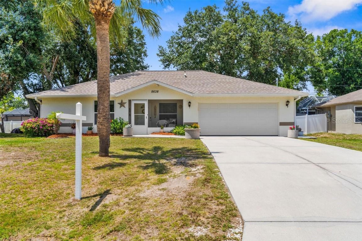 8638 Bessemer Ave., North Port, FL 34287