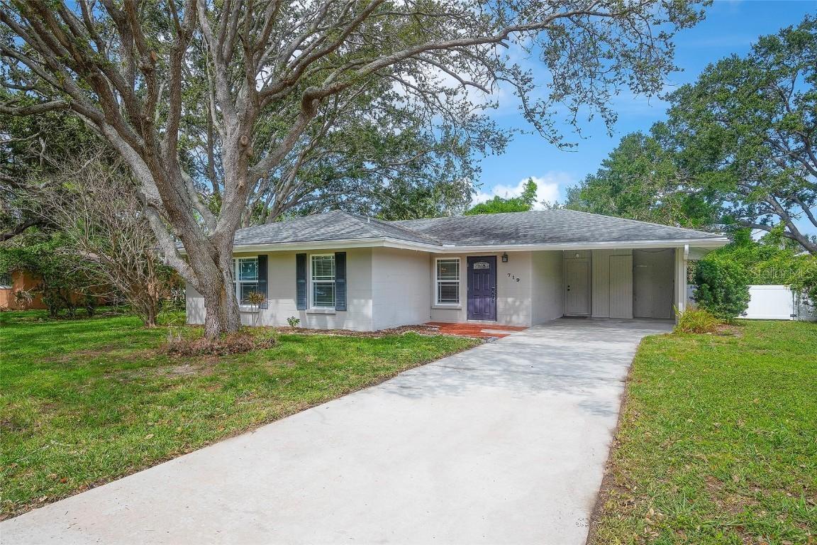 719 W 32nd Ave., Palmetto, FL 34221
